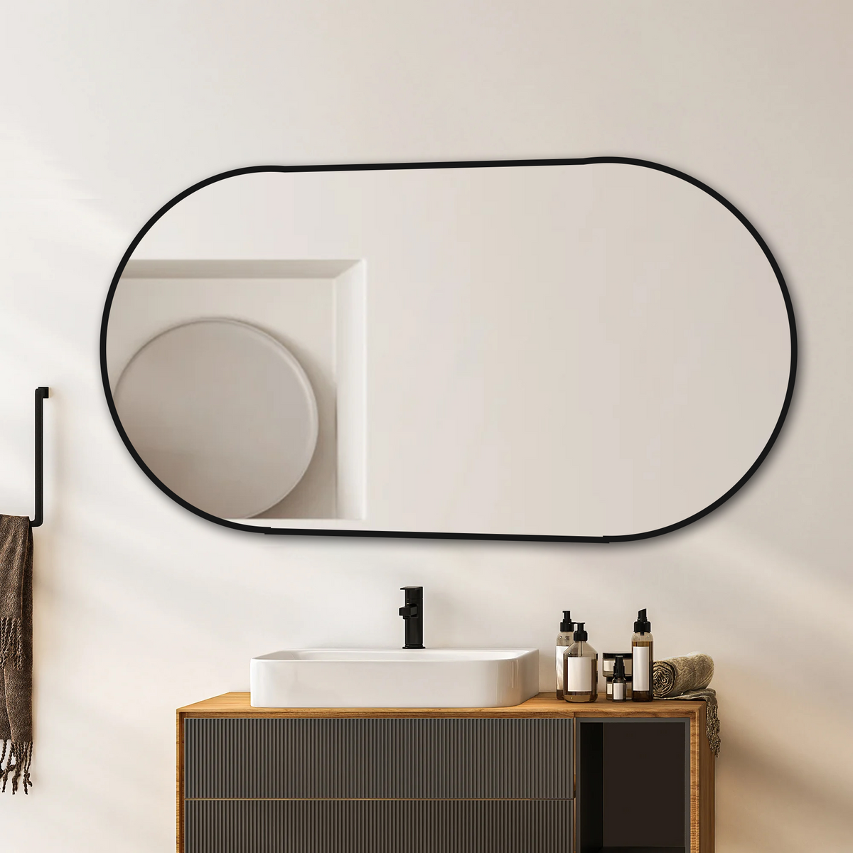 Boogspiegel zwart metaal – 120 cm